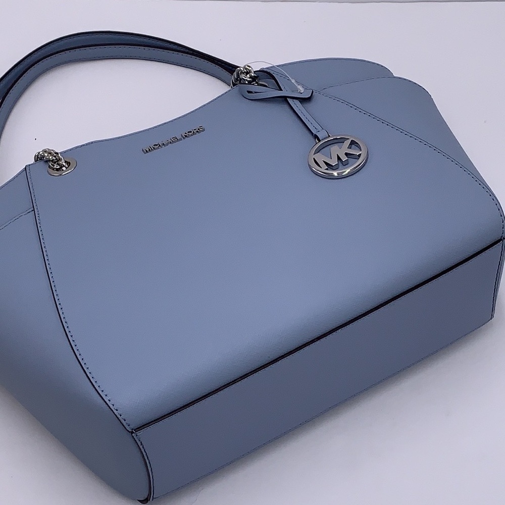 MICHAEL KORS LARGE CHAIN SHOULDER TOTE PALE BLUE COLOR - Picture 13 of 16